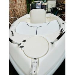 Jets Marivent 525 Open Power Boat (2006) Powered by Evinrude E-TEC G1 E90DSLIID 2-Stroke Outboard Engine (2010) - Pre-Owned