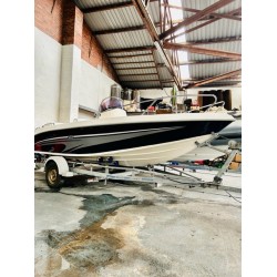 Jets Marivent 525 Open Power Boat (2006) Powered by Evinrude E-TEC G1 E90DSLIID 2-Stroke Outboard Engine (2010) - Pre-Owned